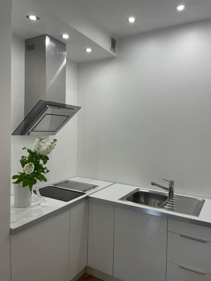 Apartament Przystan W Ustce - 120 M2 - 200 M Od Plazy Mickiewicza 2 أوستكا المظهر الخارجي الصورة