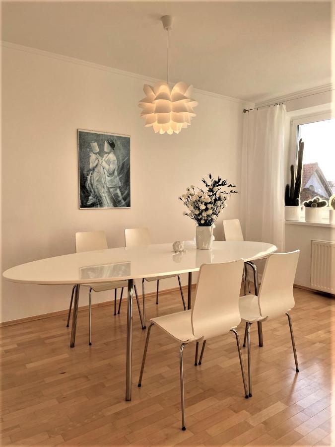 Apartament Przystan W Ustce - 120 M2 - 200 M Od Plazy Mickiewicza 2 أوستكا المظهر الخارجي الصورة