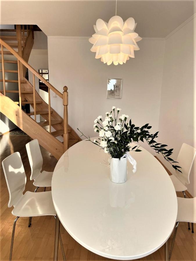 Apartament Przystan W Ustce - 120 M2 - 200 M Od Plazy Mickiewicza 2 أوستكا المظهر الخارجي الصورة